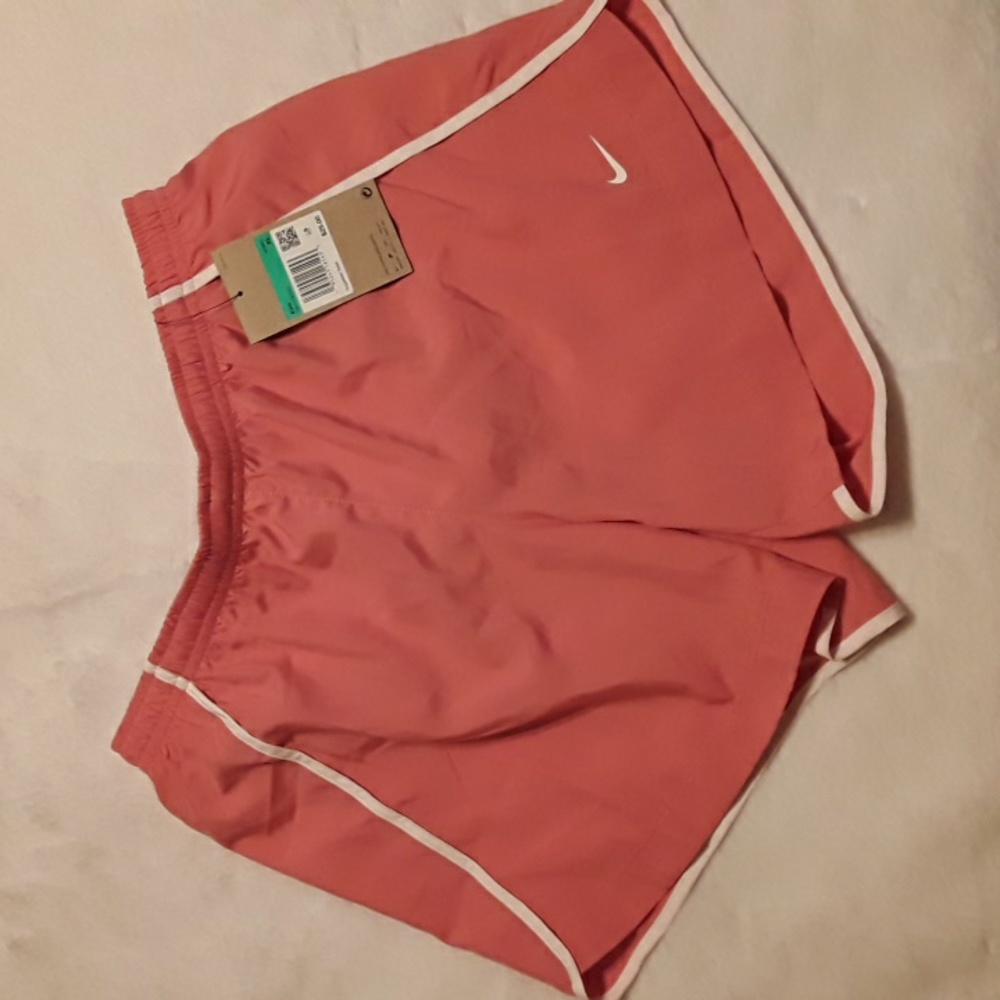 Nike NWT sprinter shorts